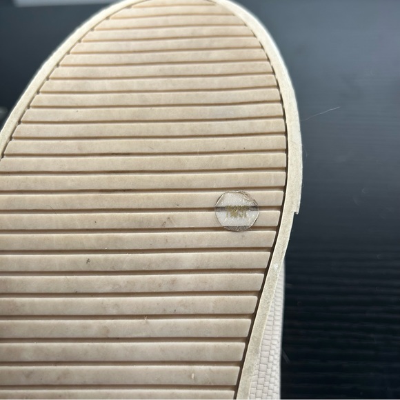 BCBG Women's Cream Leather Rabbit Fur High Tops size 7 - Picture 7 of 7